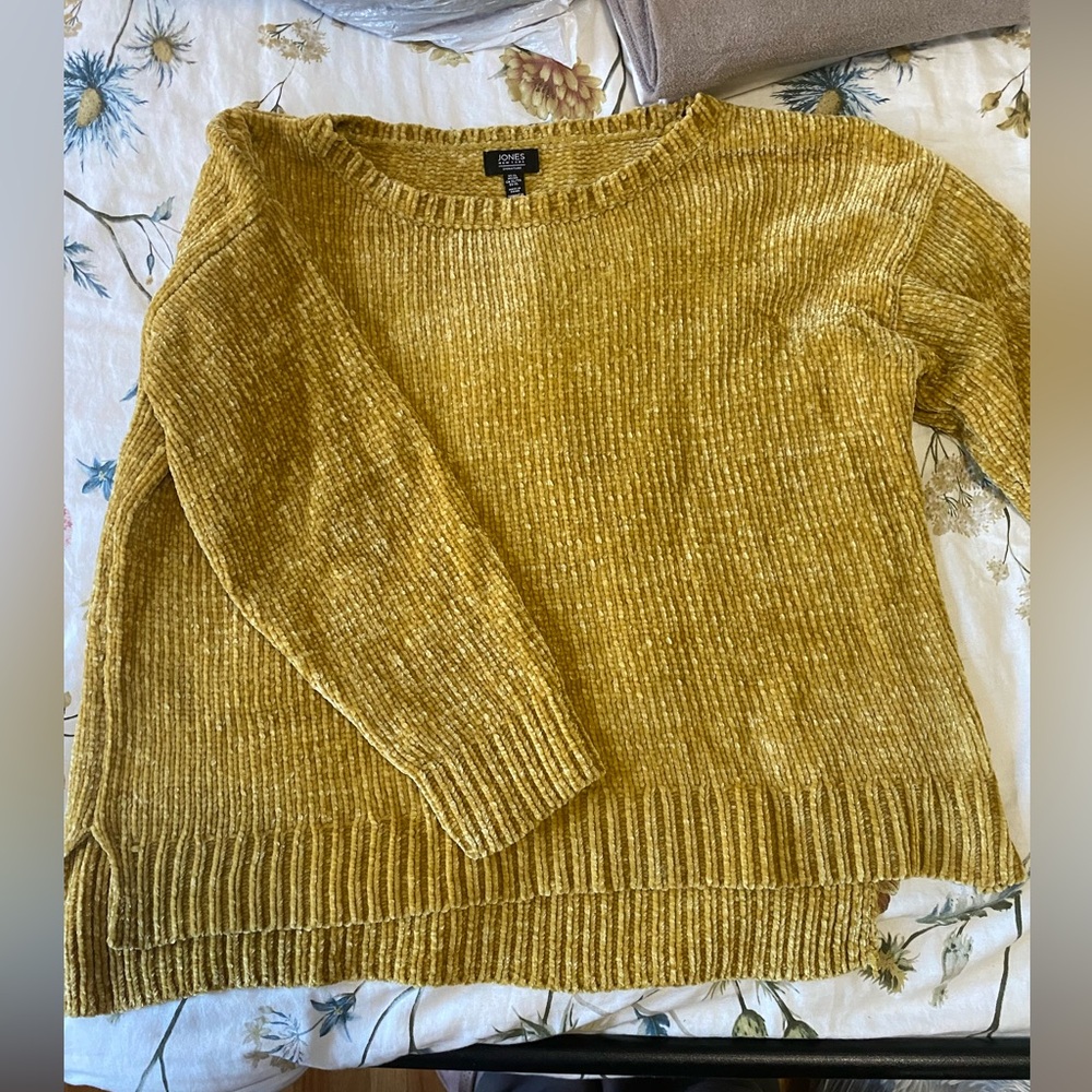 Soft Gold Color Sweater Chenille XL Jones NY
